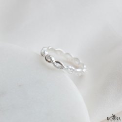 "Emma" braided ring in silver