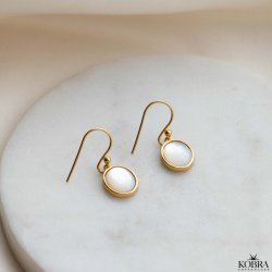 "Flora" gold earrings with mother of pearl