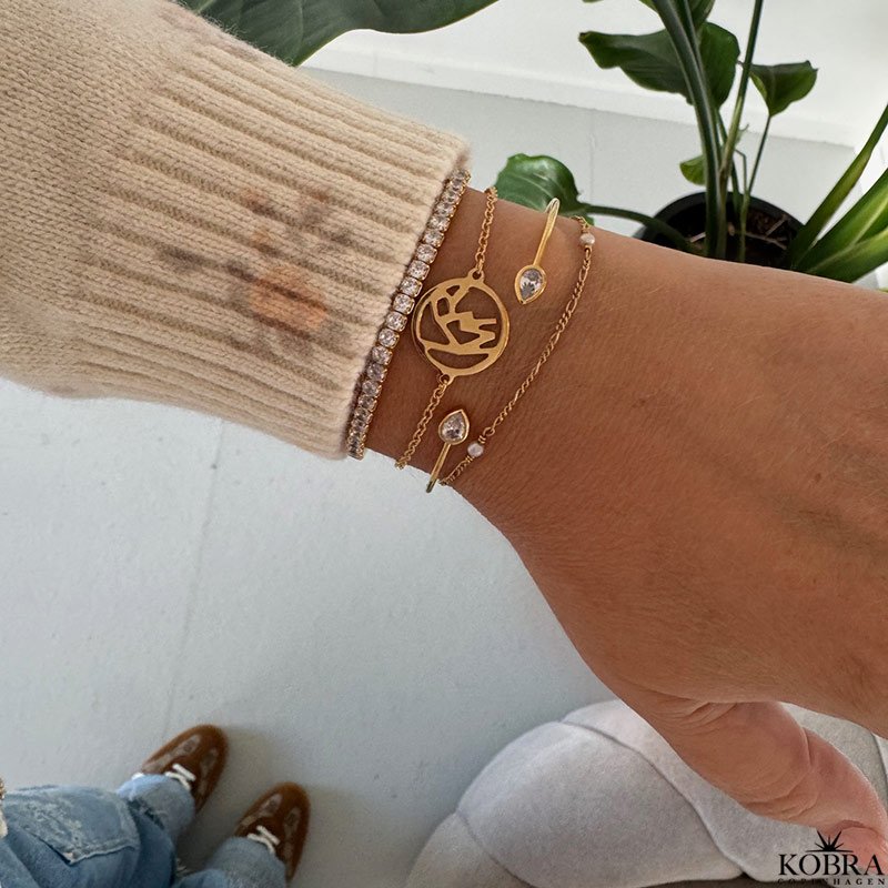 "Close to you" forgyldt armbnd 