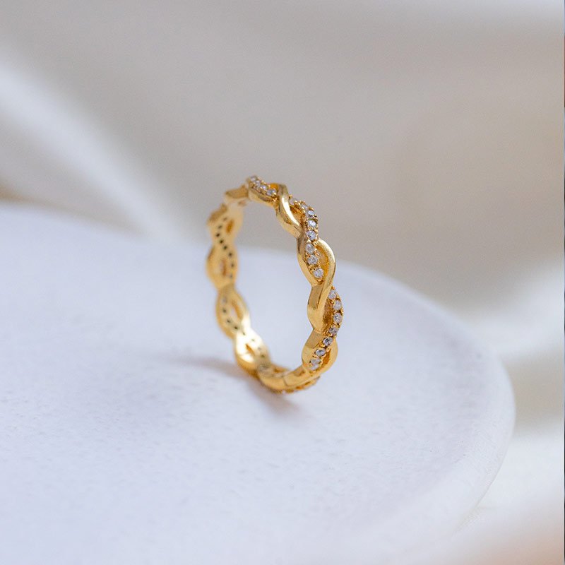 "Emma" braided ring in gold