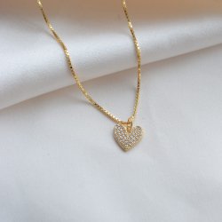 "Juliette" 18 karat forgyldt hjerte halsk�de med sten