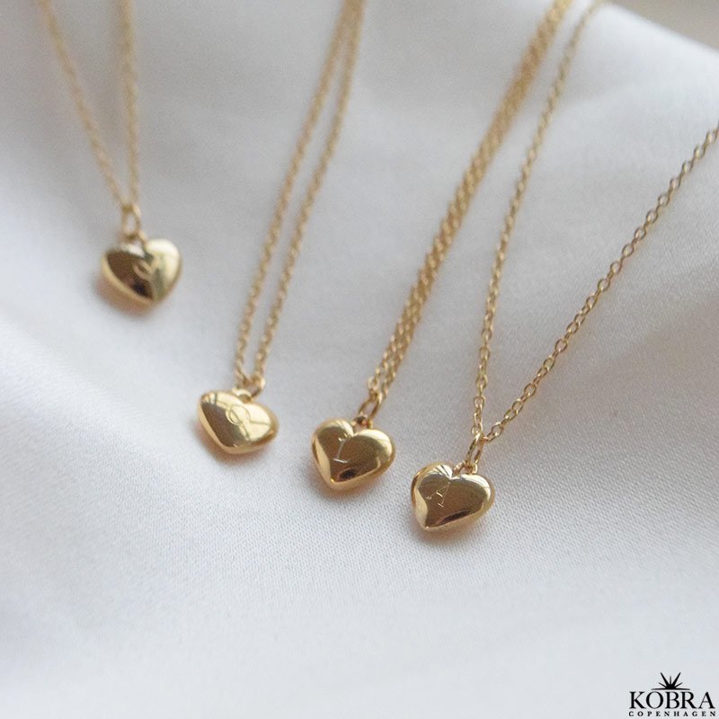 "Mini Liva" gold necklace with personal engraving