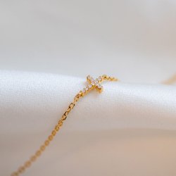"Lucia" 18k Gold plated bracelet with cross and cubic zirconia
