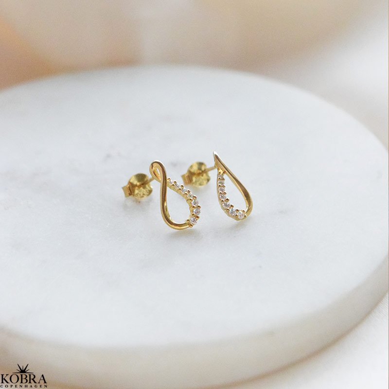 "Infinity Drop"  elegante reringe i 18k forgyldt slv