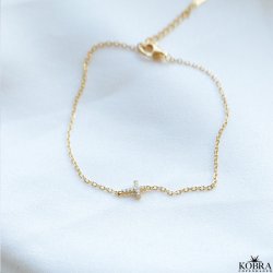 "Lucia" 18k Forgyldt armbnd med kors og zirkonia