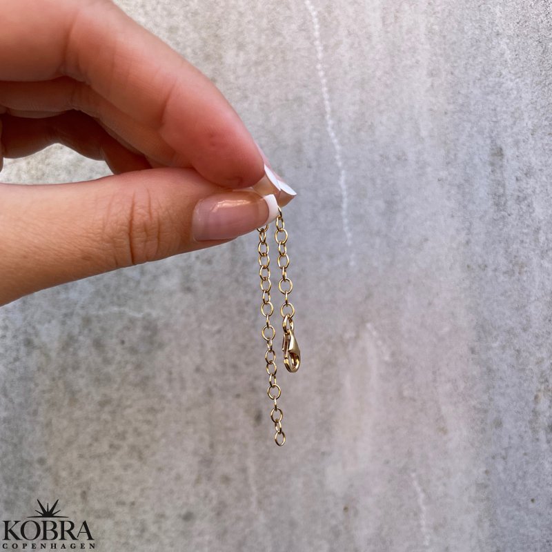 Extra length for bracelet and ankle chain in gold