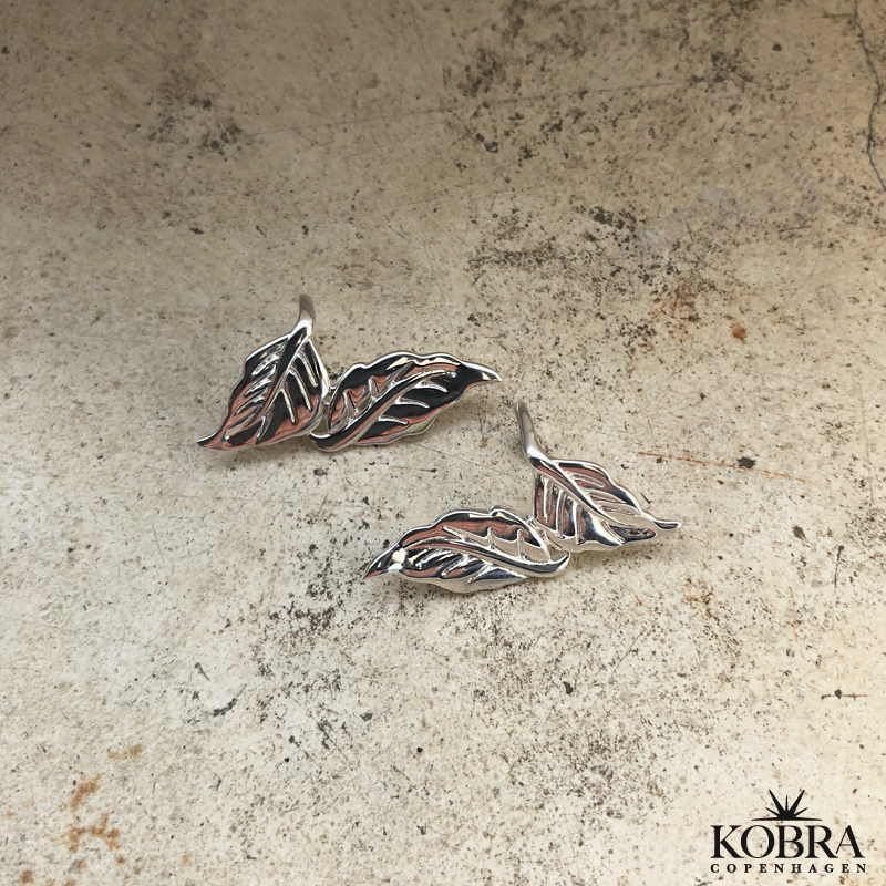 "Lavender" bladformet earcuff i sterling slv