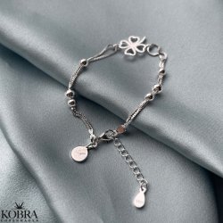 "Fortuna" four-leaf clover bracelet in silver with silver balls