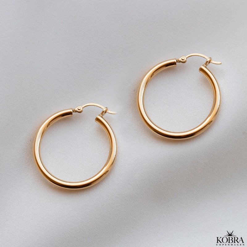 "Friday" large chunky guld hoops