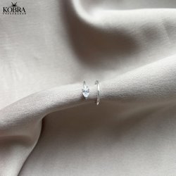 "Genie" Slv earcuff med sten