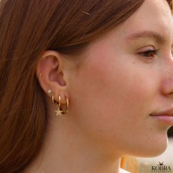 "Gina" enkle medium hoops i guld