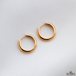 "Gina" enkle small hoops i guld