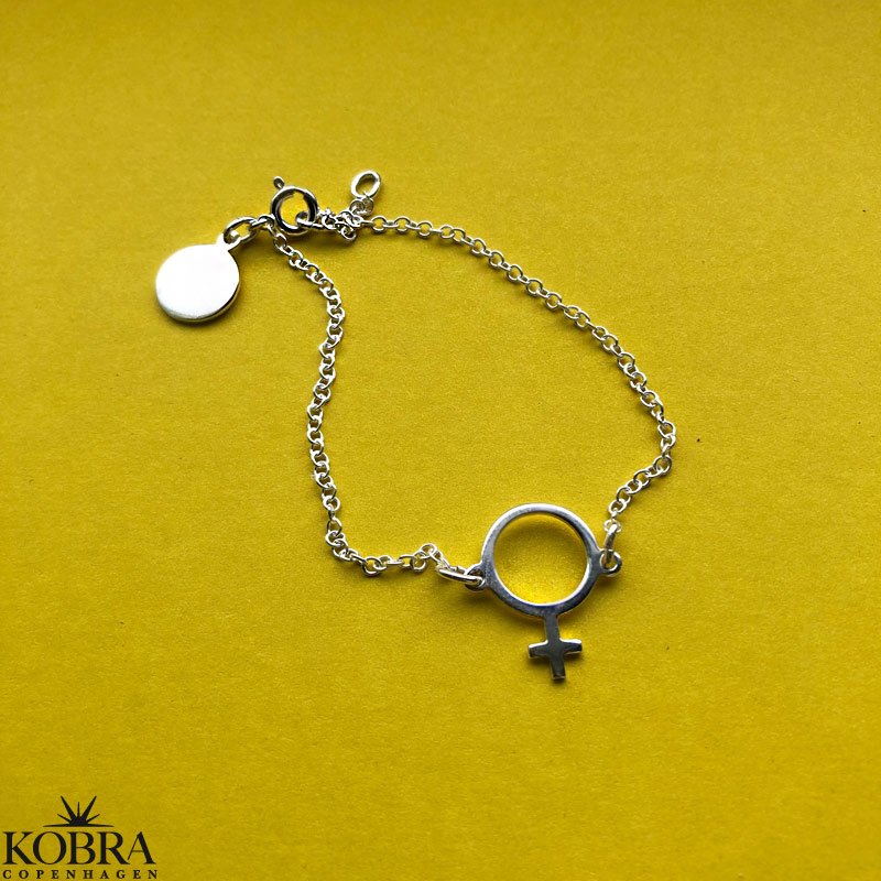 "Girl power" armbnd med kvindetegn og slv plade til gravering