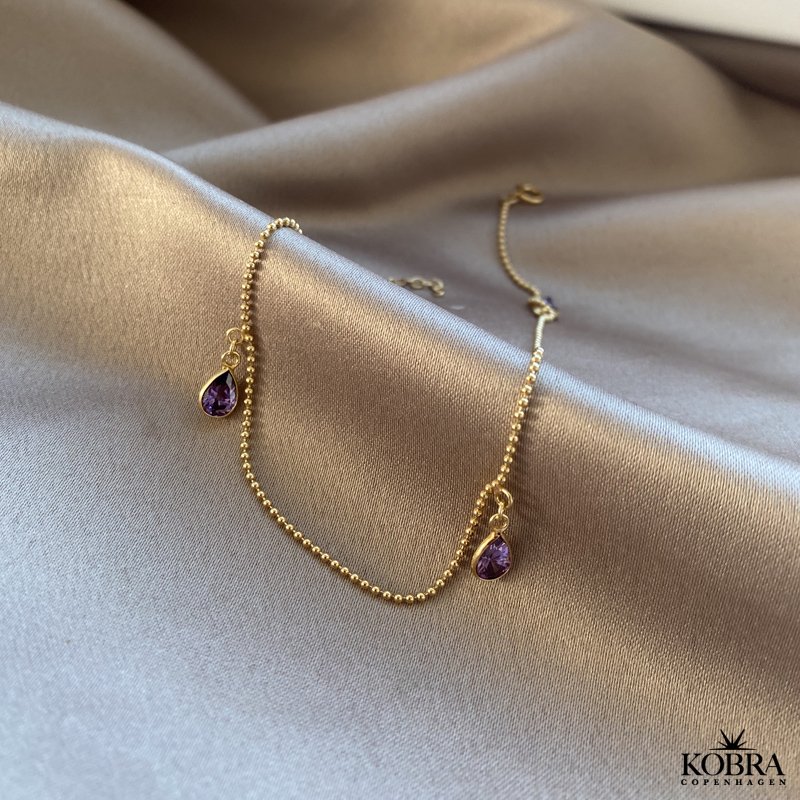 "Drops" Guld ankelkde med 3 drbeformet sten- Valgfri farve!