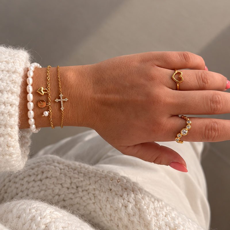 "Lovella" 18 karat guldpl�terad hj�rta ring