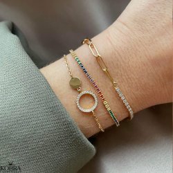 "Polo" guld armbnd med lille cirkel og hvide sten