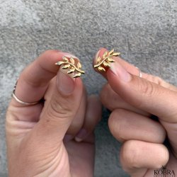 Gold earrings "Bloom" with small leaves