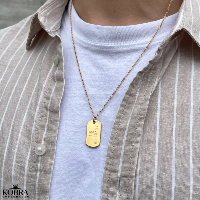"Tyler" Dogtag in gold with personal engraving