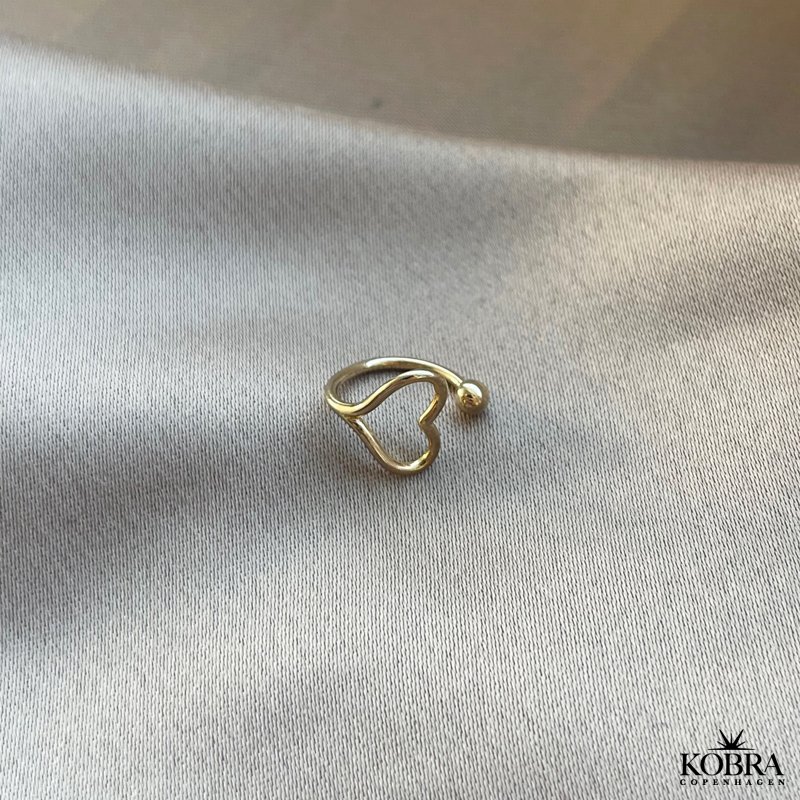 "Sola" hjerte earcuff i forgyldt