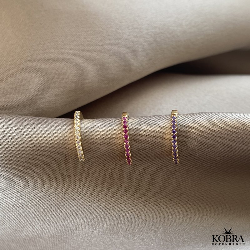 "Camille" earcuff i guld med sten