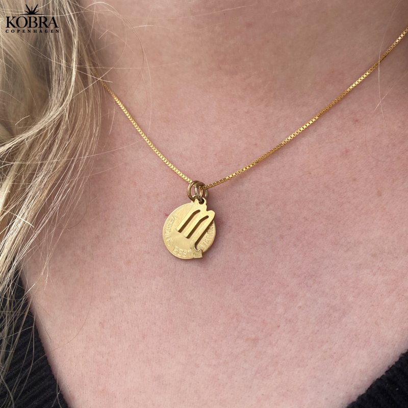 "Hoshi" hndlavet stjernetegns charm i guld