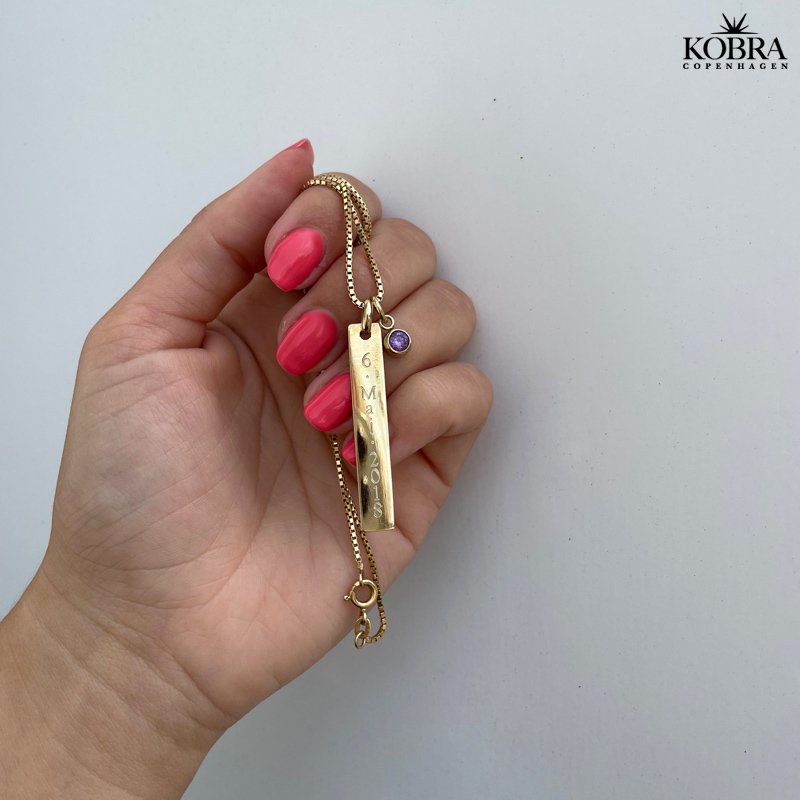 "Alliance" 18 carat gold plated pendant including engraving and gem