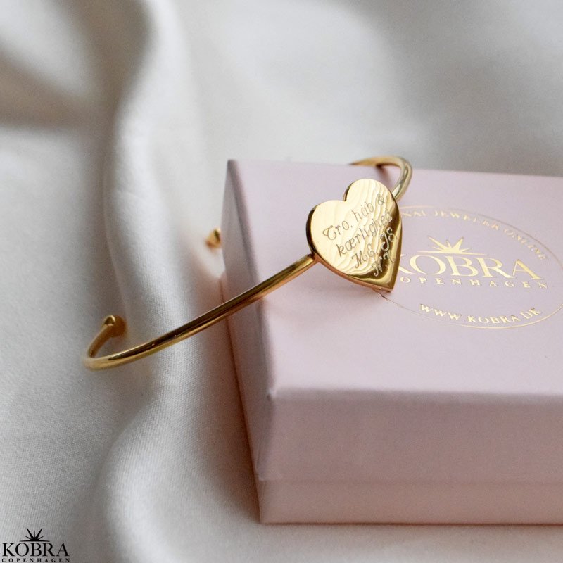 "Paris" 18 karat forgyldt armbnd med stort hjerte inklusiv din gravering