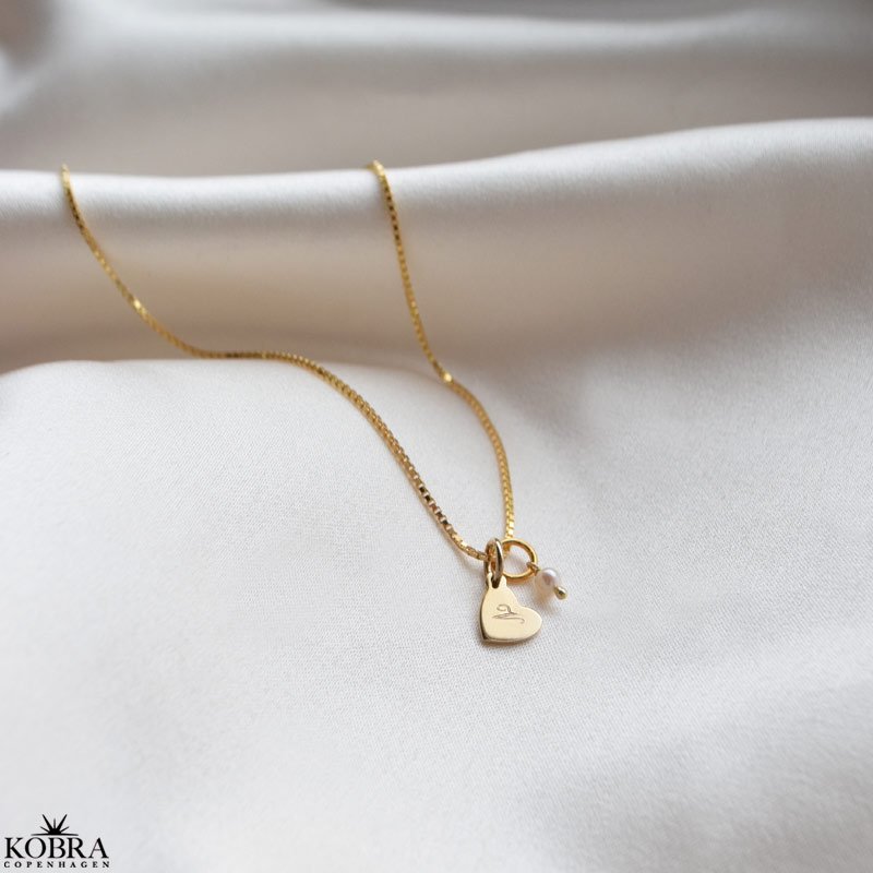 "Memories" gold heart necklace