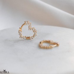 "Mikami" small gold heart earrings with white stones
