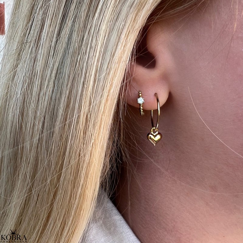 "Tuesday" små guld hoops med sten