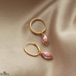 "Lyra" sm guld hoops med pink glassten