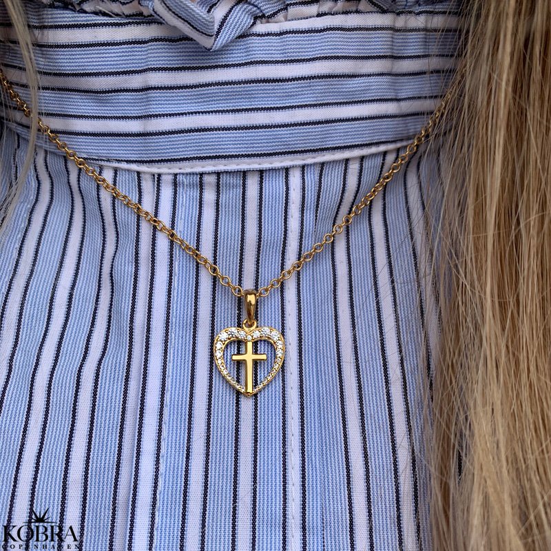 "Leah" guld hjerte kors halskde med hvide sten