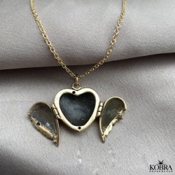 "Callie" Hjerte guld medaljon med plads til tre billeder