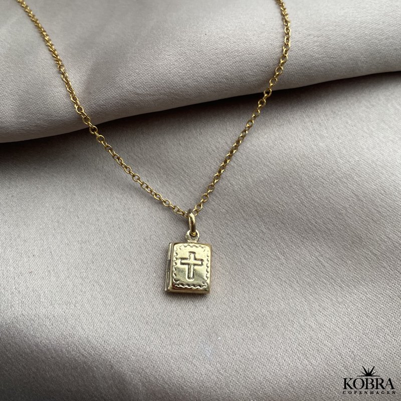 "Freedom" Firkantet 18kt forgylt medaljong med kryss