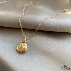 "Jasmine" 18 karat forgyldt rund medaljon med hjerter