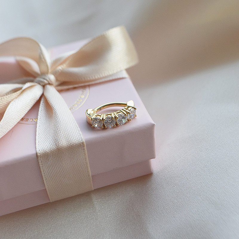 "Tanya" navelpiercing