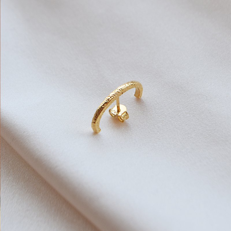 "Arc" Earring � 18K Gold Plated Sterling Silver