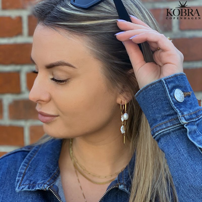 "Sugar" 18 karat forgyldte reringe med gte hvide ferskvandsperler