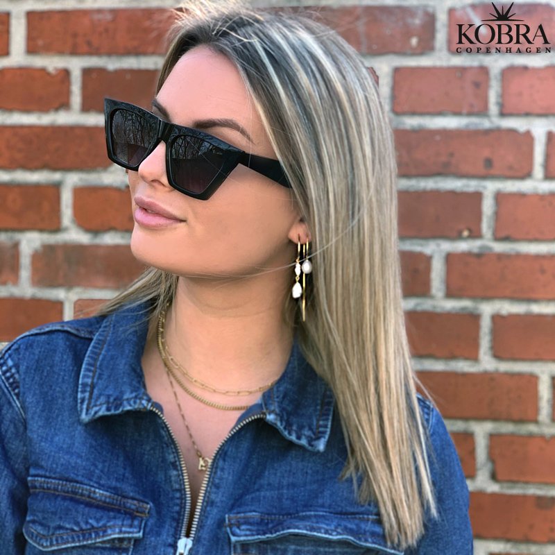 "Sugar" 18 karat forgyldte reringe med gte hvide ferskvandsperler