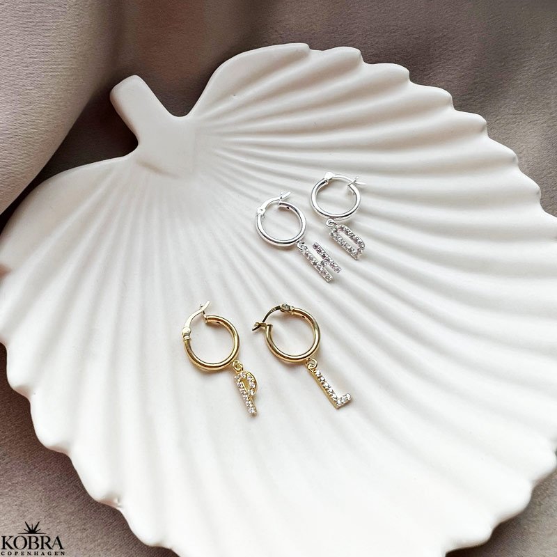 "Alias" silver earrings / hoops with your letters