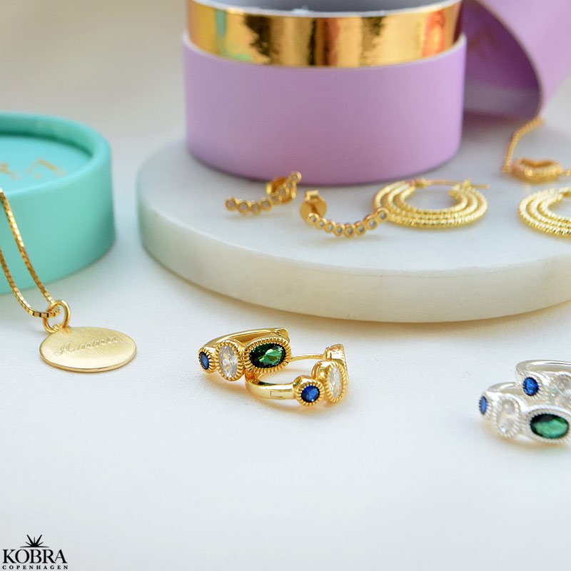 "Martine" 18 karat forgyldte reringe med sten