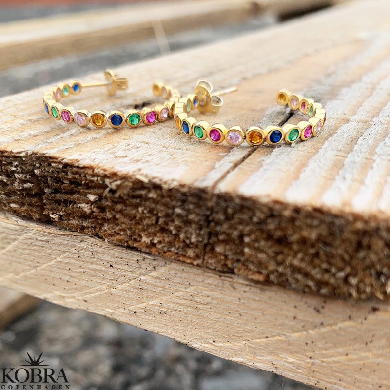 "Hawaii" 18 karat guldpläterade kreoler med färgad sten (large)