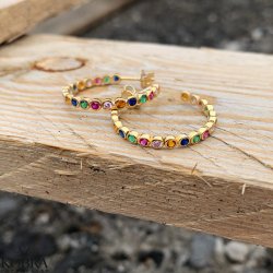 "Hawaii" 18 karat guldpläterade kreoler med färgad sten (large)