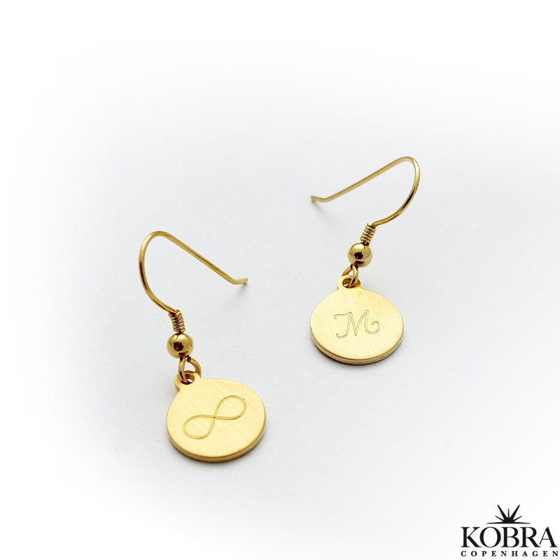 "Aliby" 18 karat forgyldte ID tag øreringe med indgravering