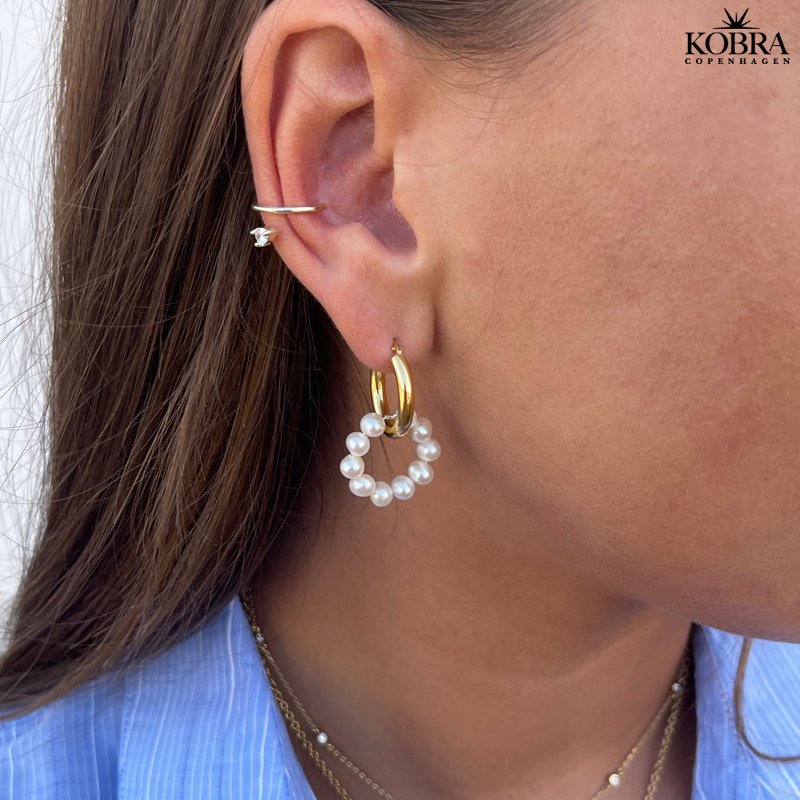 "Genie" guld earcuff med sten