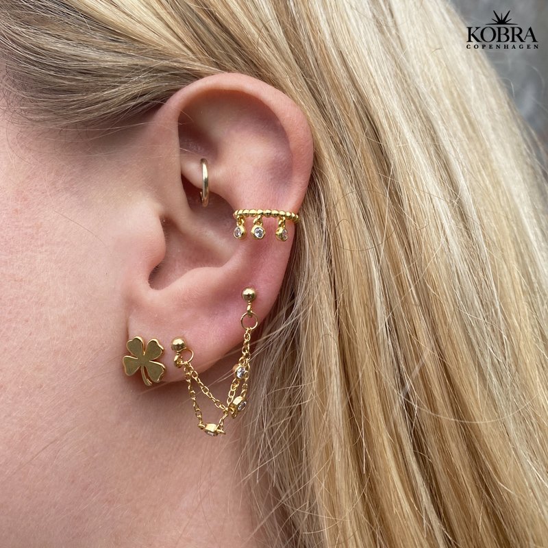 "Felicity" Small four-leaf clover earrings in gilt