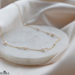 "Monaco" perle halskde / choker i guld med hvide ferskvandsperler