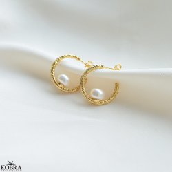 "Alberte"18 karat forgyldte hoops med ferskvandsperler i antik overflade