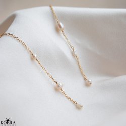 "Monaco" perle retrde i  guld med hvide ferskvandsperler