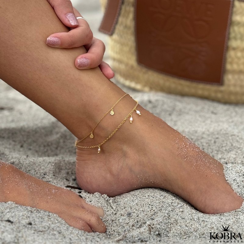 "Wilma" anklechain with pearls in 18 carat gold plated